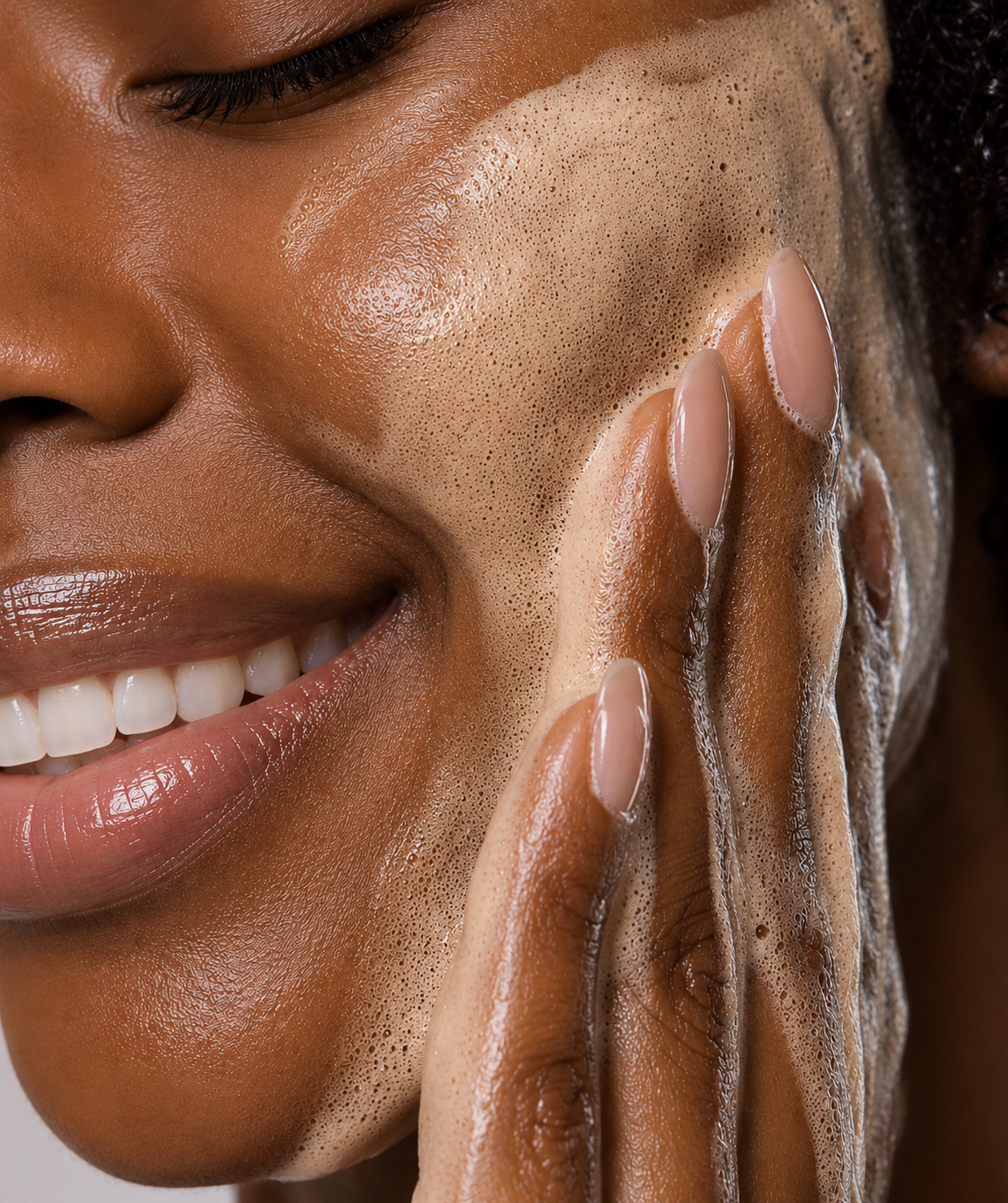 FOAMING BLACK SOAP