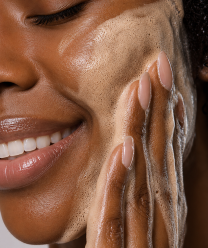 FOAMING BLACK SOAP